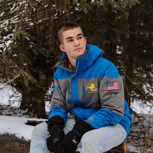 Meet your Posher, Clay